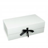 Boîte cadeau aimantée avec ruban