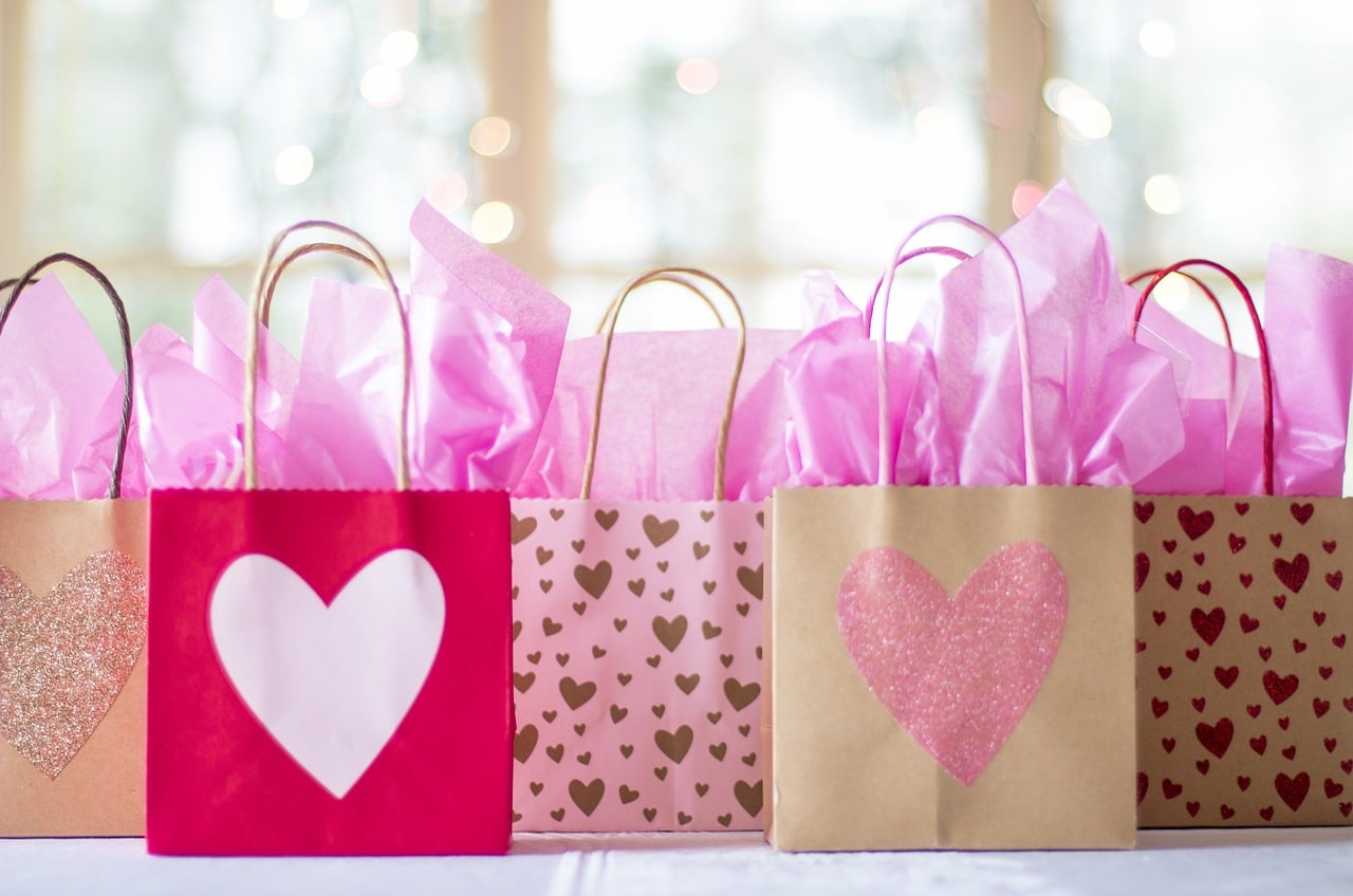 Que mettre dans les sacs cadeaux anniversaires ?